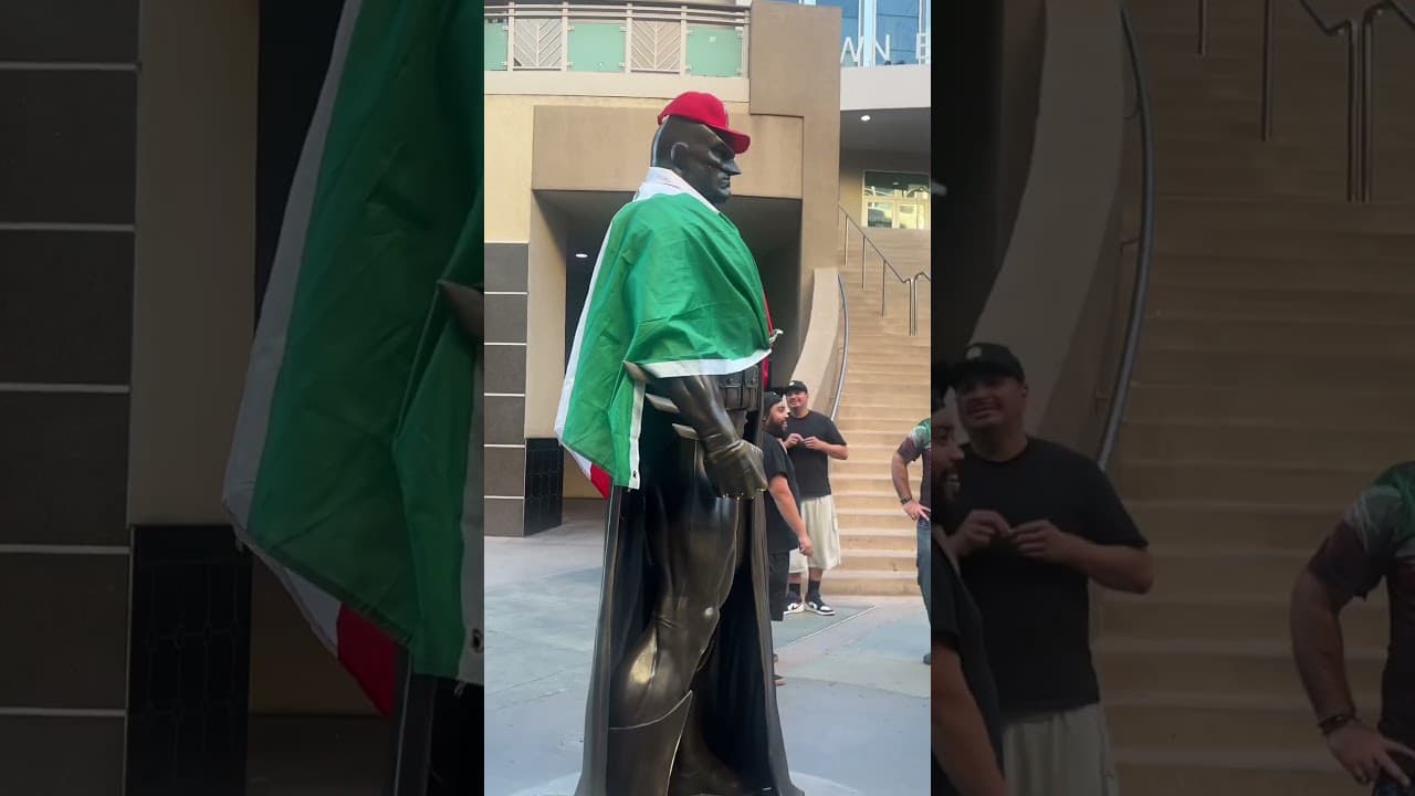 Batman in Burbank is rooting for Mexico today #fifa #worldcup #mexico #losangeles #burbank